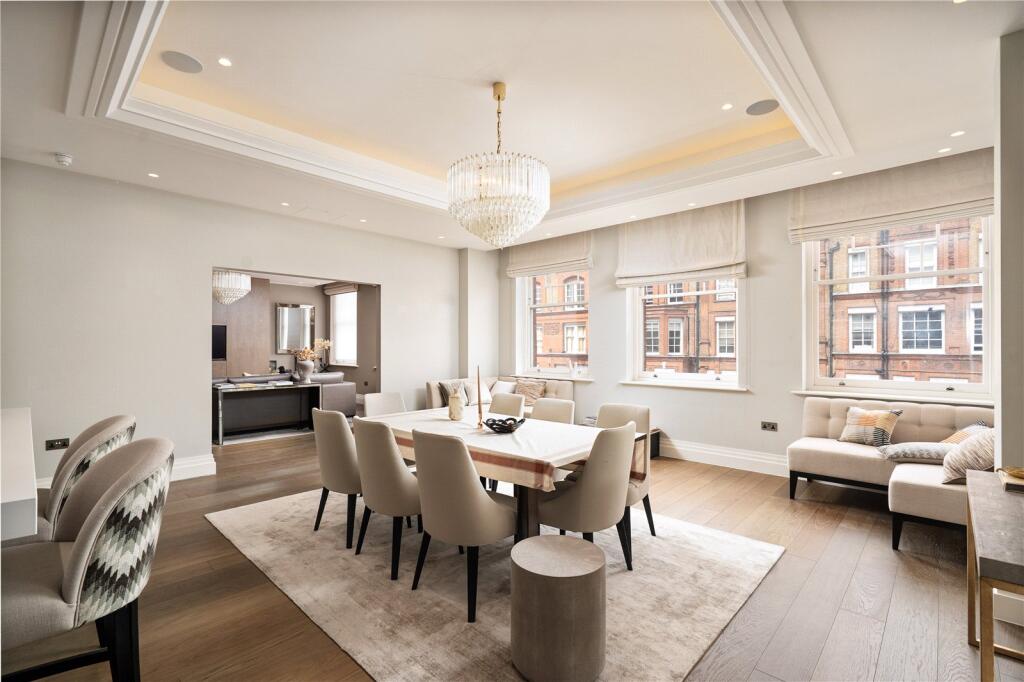 3 bedroom apartment for sale in Pont Street, Belgravia, London, SW1X